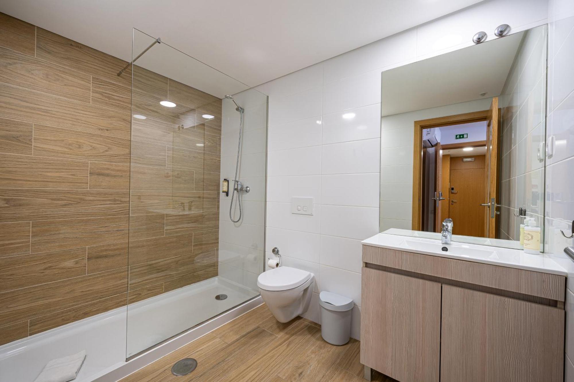 Central Suites 3 São João da Madeira 外观 照片